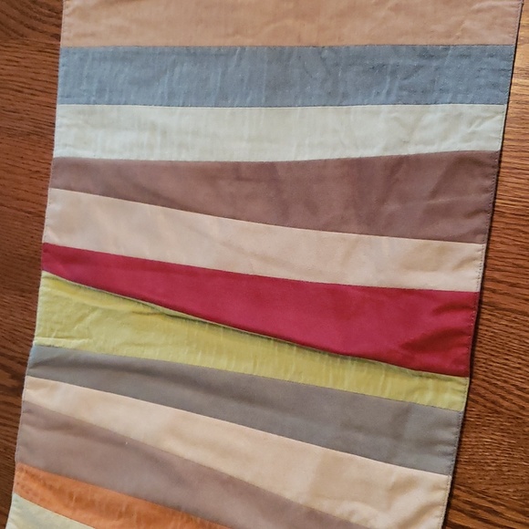 Crate&Barrel Angle Table Runner Multi - Picture 2 of 8